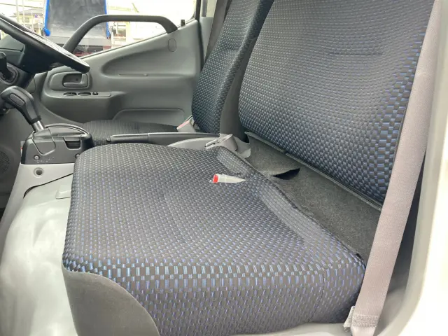 日野 デュトロ 2RG-XZC605M(2WD)の写真17