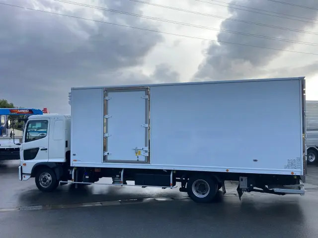 日野 レンジャー 2KG-FD2ABG(2WD)の写真5