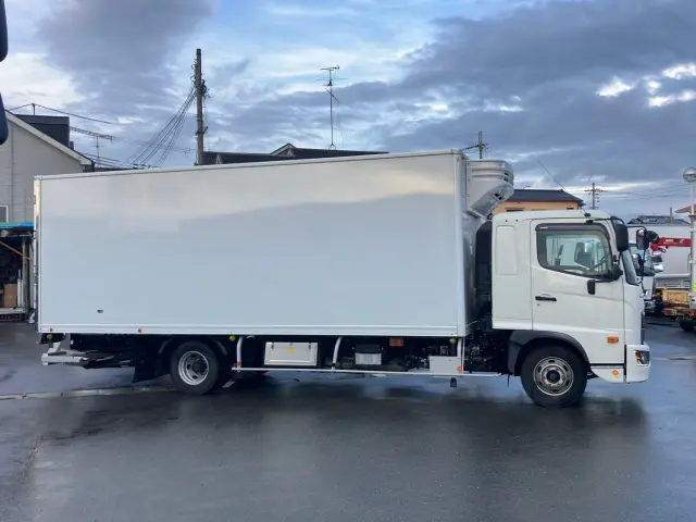 日野 レンジャー 2KG-FD2ABG(2WD)の写真6