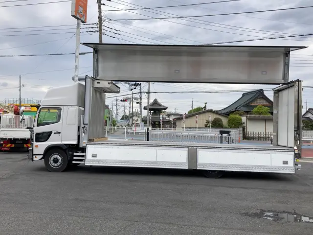 日野 レンジャー 2KG-FE2ACG(2WD)の写真5