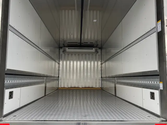 日野 レンジャー 2KG-FE2ACG(2WD)の写真8