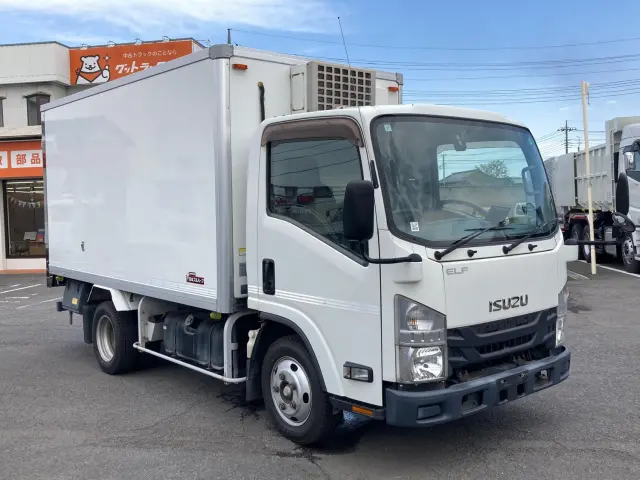 いすゞ エルフ TPG-NMR85N(2WD)の写真2