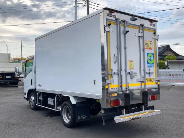 いすゞ エルフ TPG-NMR85N(2WD)の写真4