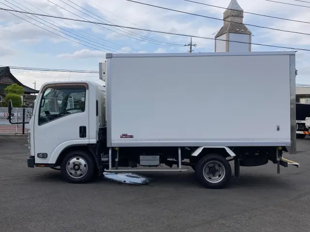 いすゞ エルフ TPG-NMR85N(2WD)の写真5