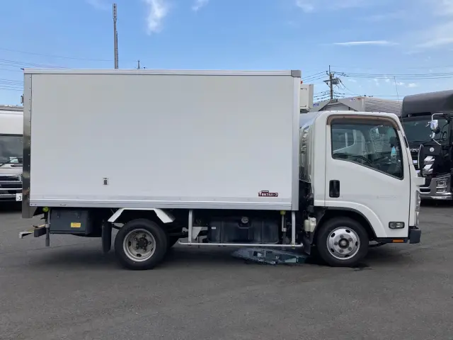 いすゞ エルフ TPG-NMR85N(2WD)の写真6