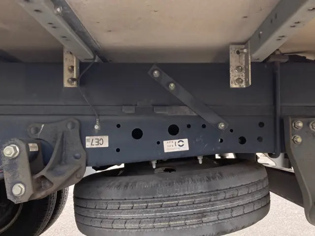 いすゞ エルフ TPG-NMR85N(2WD)の写真12