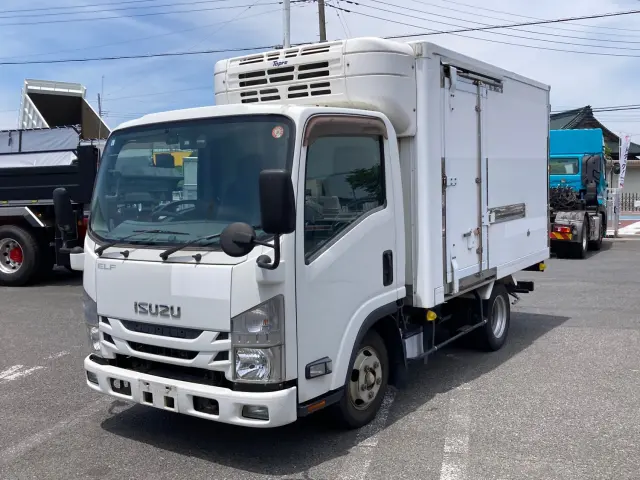 いすゞ エルフ TPG-NLR85AN(2WD)の写真1