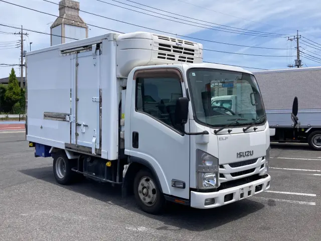 いすゞ エルフ TPG-NLR85AN(2WD)の写真2