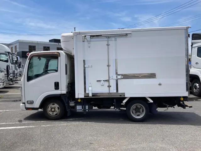いすゞ エルフ TPG-NLR85AN(2WD)の写真5