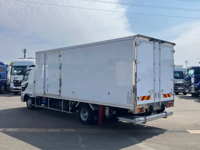 三菱 ファイター 2KG-FK65F(2WD)の写真4