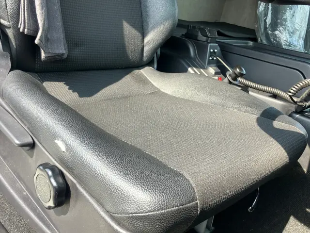 三菱 ファイター 2KG-FK65F(2WD)の写真19
