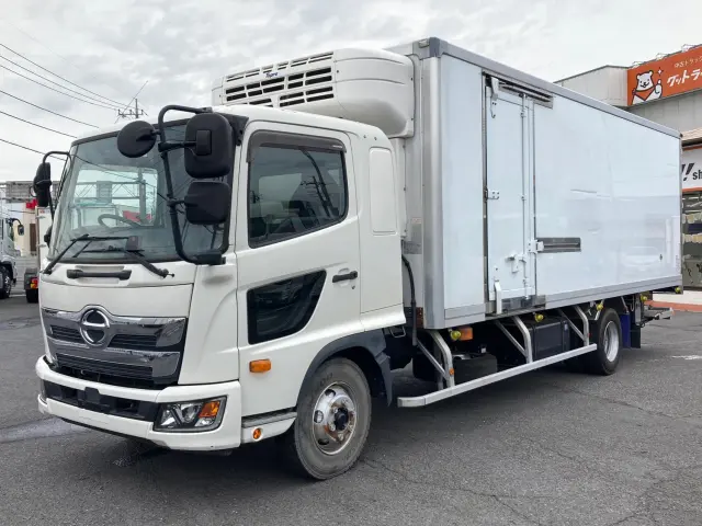 日野 レンジャー 2KG-FD2ABA(2WD)の写真1