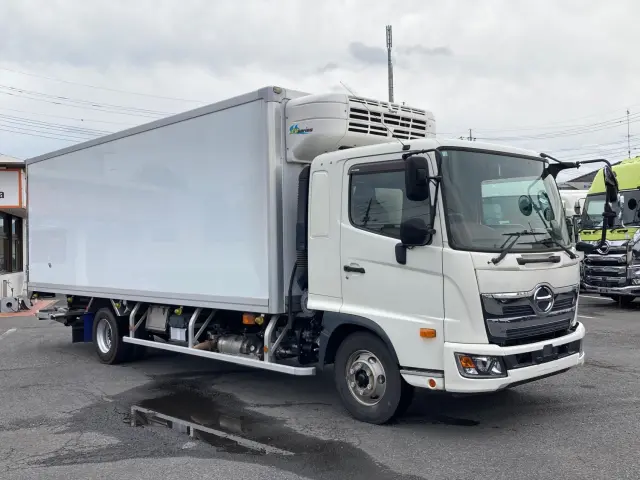 日野 レンジャー 2KG-FD2ABA(2WD)の写真2