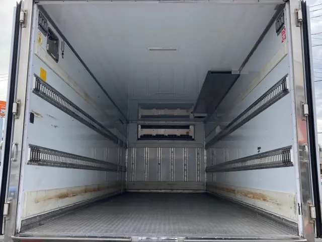 日野 レンジャー 2KG-FD2ABA(2WD)の写真8