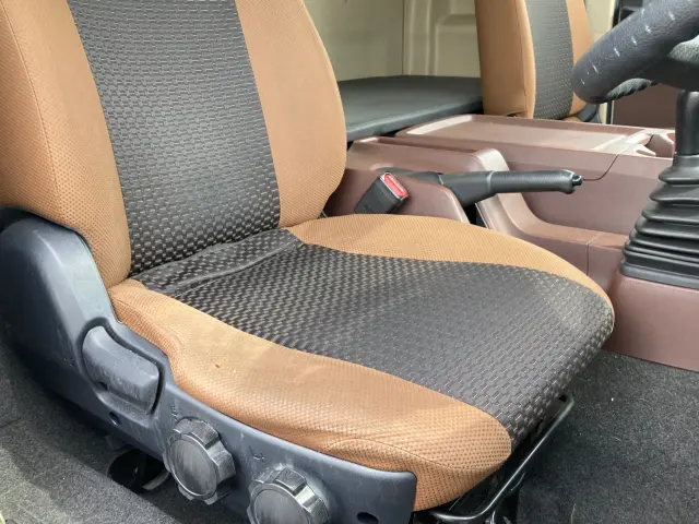 日野 レンジャー 2KG-FD2ABA(2WD)の写真19