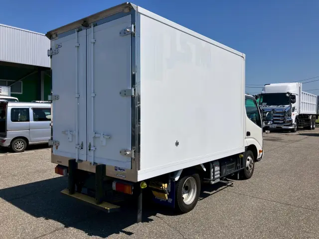 トヨタ ダイナ 2RG-XZC605(2WD)の写真3