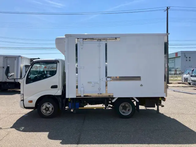 トヨタ ダイナ 2RG-XZC605(2WD)の写真5