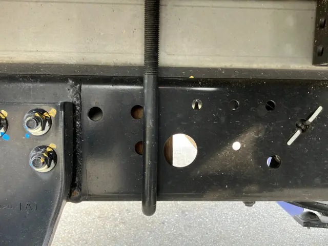 いすゞ エルフ 2RG-NLR88AM(2WD)の写真12