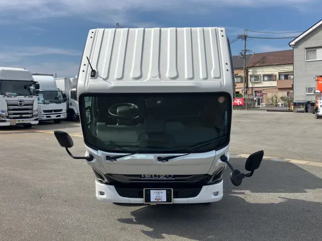 いすゞ エルフ 2RG-NLR88AM(2WD)の写真21
