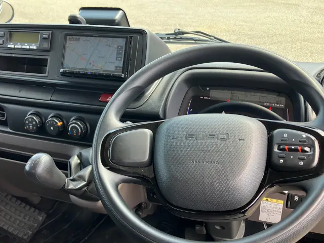 三菱 キャンター 2RG-FBAV0(2WD)の写真18