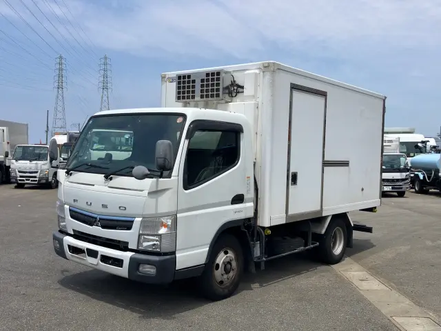 三菱 キャンター 2PG-FEB50(2WD)の写真1