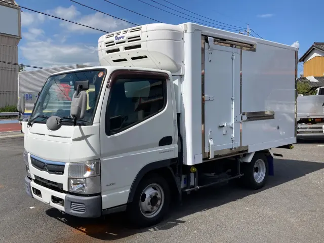 三菱 キャンター TPG-FBA00(2WD)の写真1