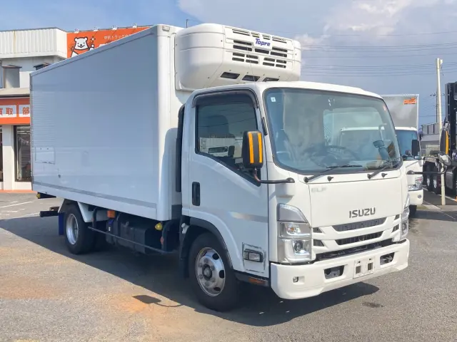 いすゞ エルフ 2RG-NPR88AN(2WD)の写真2