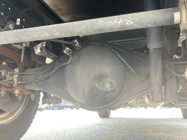 いすゞ エルフ 2RG-NPR88AN(2WD)の写真13