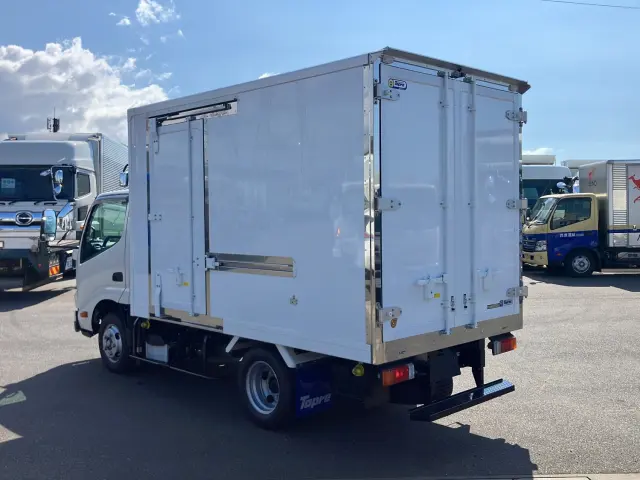 日野 デュトロ 2WG-XZU606N(2WD)の写真4
