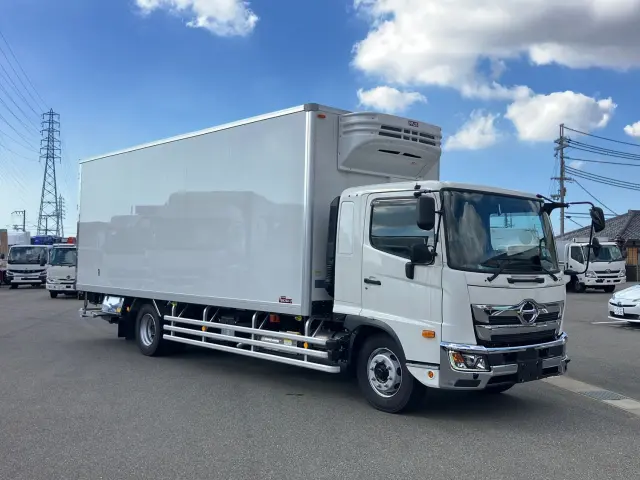日野 レンジャー 2KG-FE2ACG(2WD)の写真2