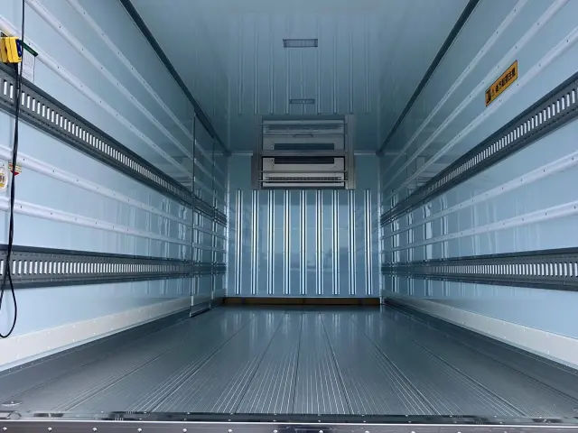 日野 レンジャー 2KG-FE2ACG(2WD)の写真8