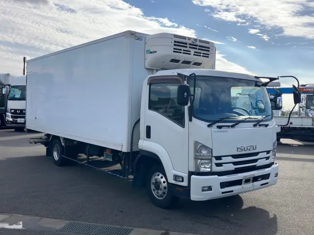 いすゞ フォワード TKG-FRR90S2(2WD)の写真2