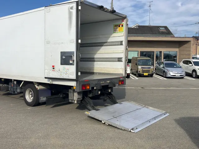 いすゞ フォワード TKG-FRR90S2(2WD)の写真13