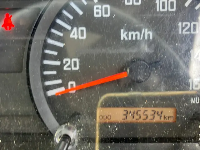 いすゞ フォワード TKG-FRR90S2(2WD)の写真22
