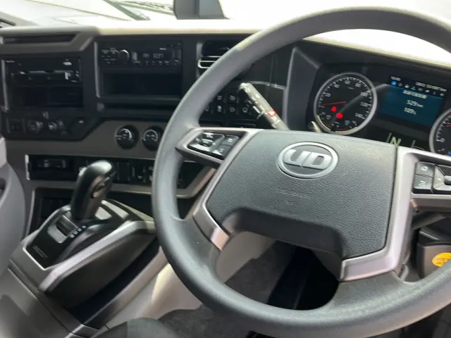 UD クオン 2PG-GK5AAB(2WD)の写真17