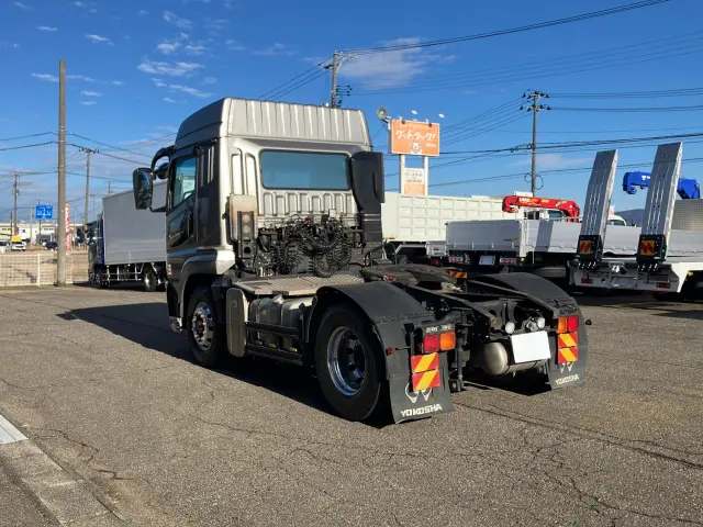 三菱 スーパーグレート QPG-FP64VDR(2WD)の写真4