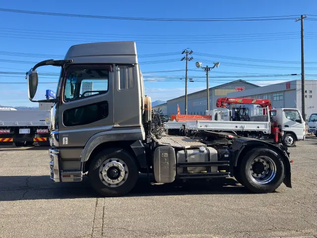 三菱 スーパーグレート QPG-FP64VDR(2WD)の写真5