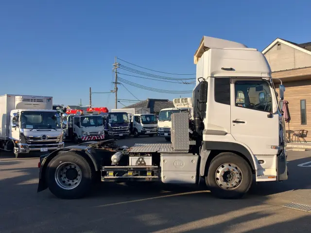 ＵＤ クオン 2PG-GK5AAD(2WD)の写真6