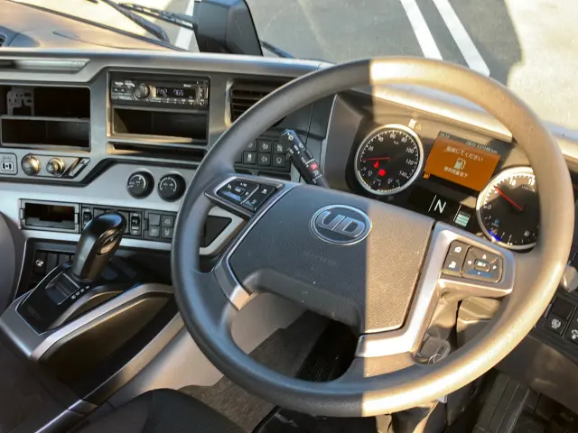 ＵＤ クオン 2PG-GK5AAD(2WD)の写真17