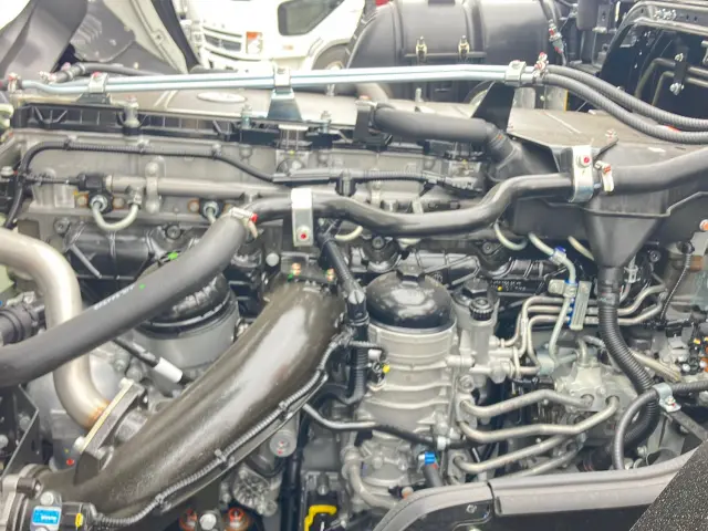 三菱 スーパーグレート 2RG-FP84VER(2WD)の写真12