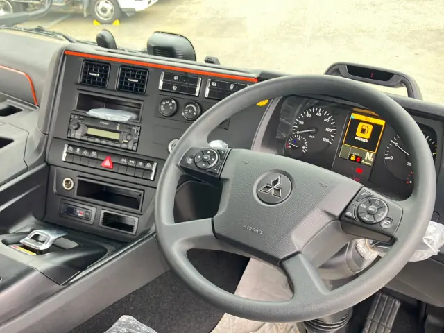 三菱 スーパーグレート 2RG-FP84VER(2WD)の写真16