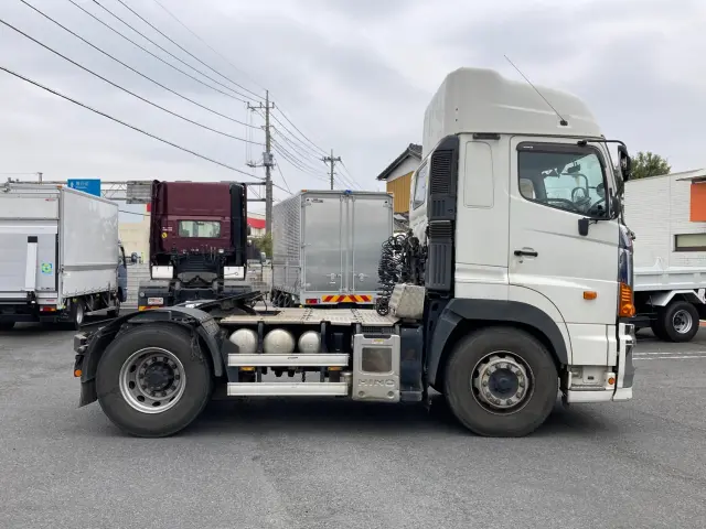 日野 プロフィア QPG-SH1EDDG(2WD)の写真6