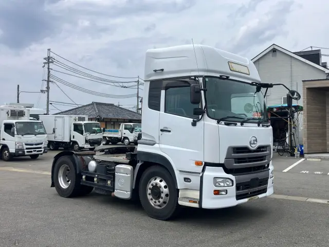 UD クオン QPG-GK5XAB(2WD)の写真2