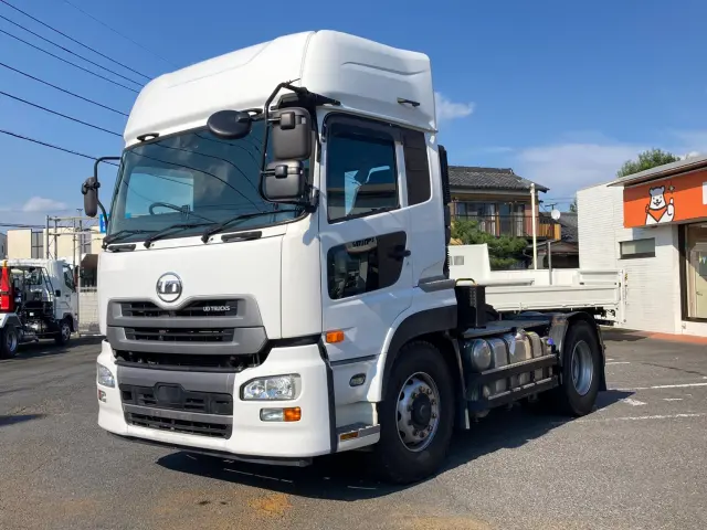 UD クオン QKG-GK6XAB(2WD)の写真1