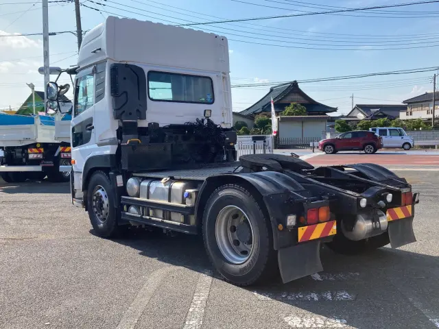 UD クオン QKG-GK6XAB(2WD)の写真4