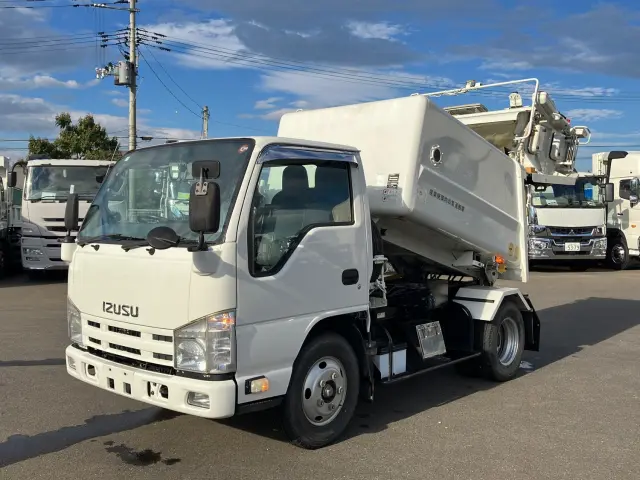 いすゞ エルフ TKG-NKR85AN(2WD)の写真1