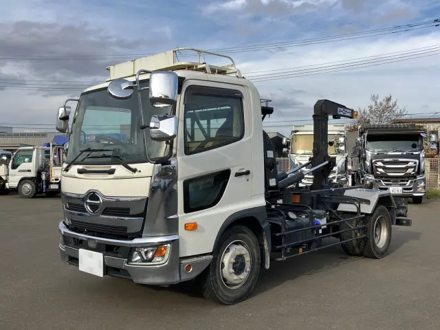 日野 レンジャー 2PG-FJ2ABA(2WD)の写真1