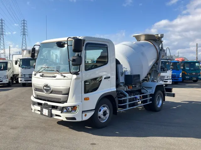 日野 レンジャー 2KG-GC2ABA(2WD)の写真1