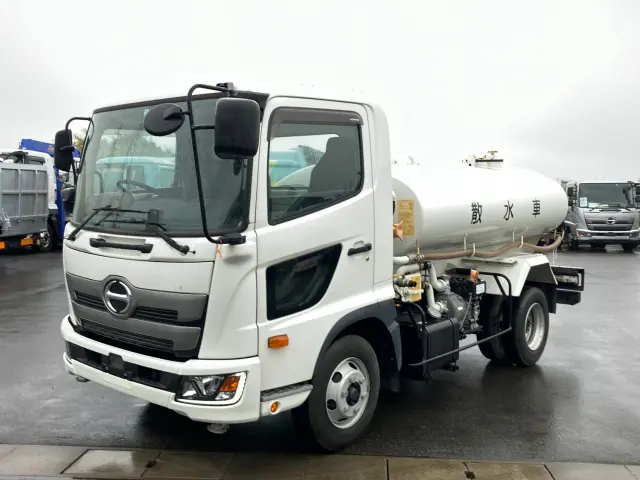 日野 レンジャー 2KG-FC2ABA(2WD)の写真1