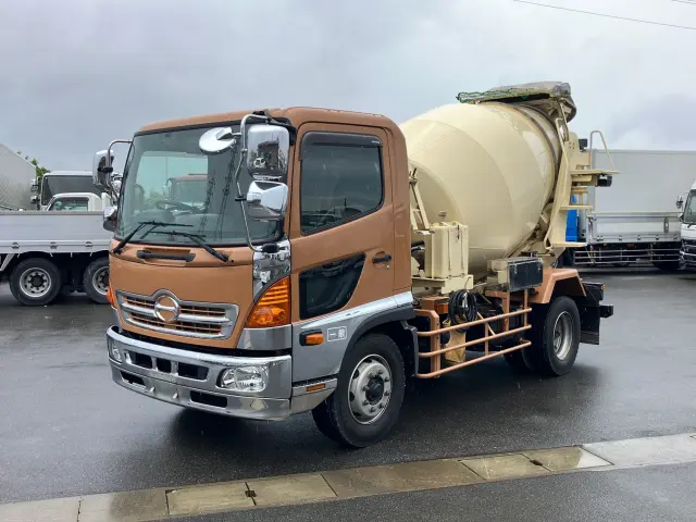 日野 レンジャー LKG-FJ7JDAA(2WD)の写真1